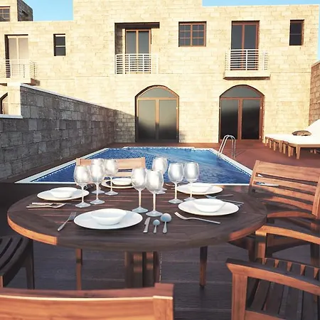 Sunchateaux Villas